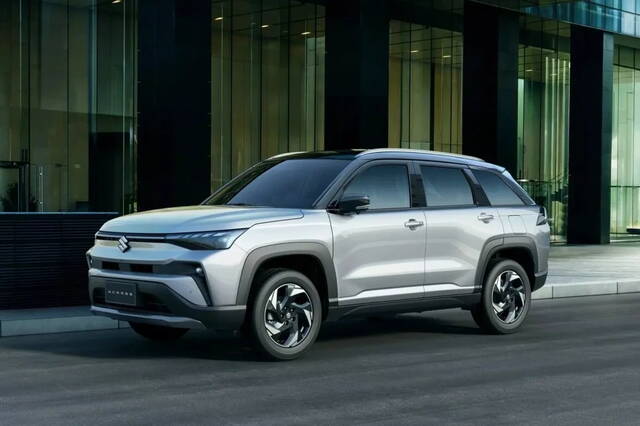 Sarà questa la futura Suzuki Across?