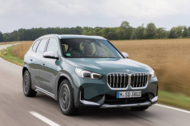 BMW X1 test, specifications, opinions and dimensions sDrive18i Essence X-Line