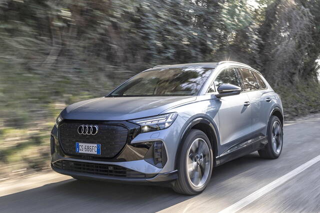 Teste Audi Q4 e-tron, ficha técnica, avaliações e dimensões 45 Business Advanced