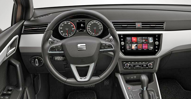 Listino Seat Arona Prezzo Scheda Tecnica Consumi Foto