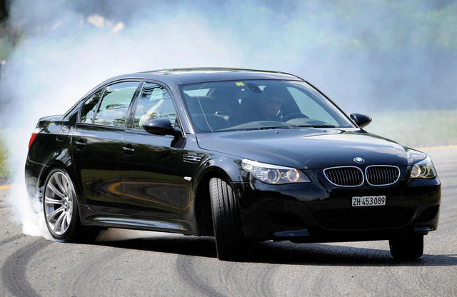 bmwm5drift