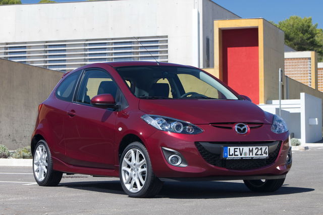 mazda 2 2010