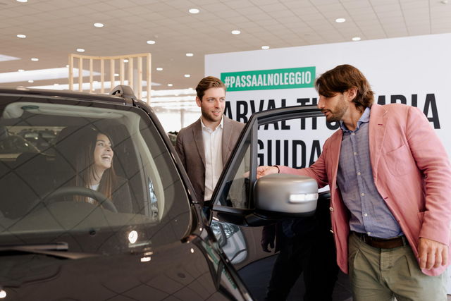 noleggio arval 12975