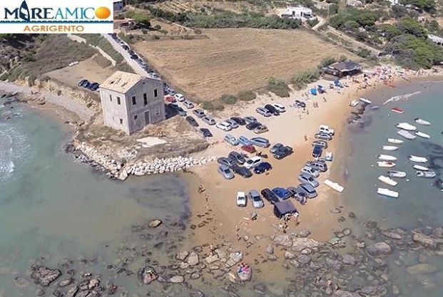 spiaggia realmonte auto