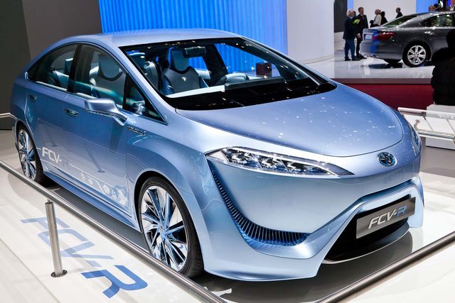 Toyota-fcv-r-2