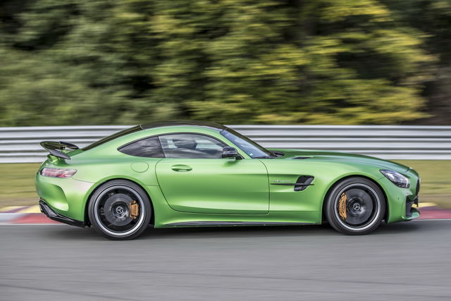 mercedes amg gt r 9
