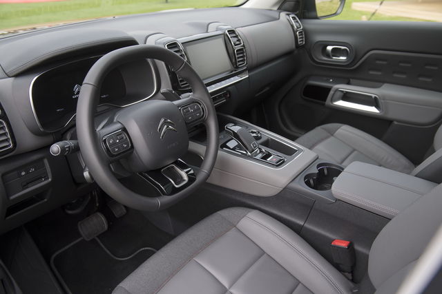 citroen c5 aircross al volante citroen c5 aircross al volante