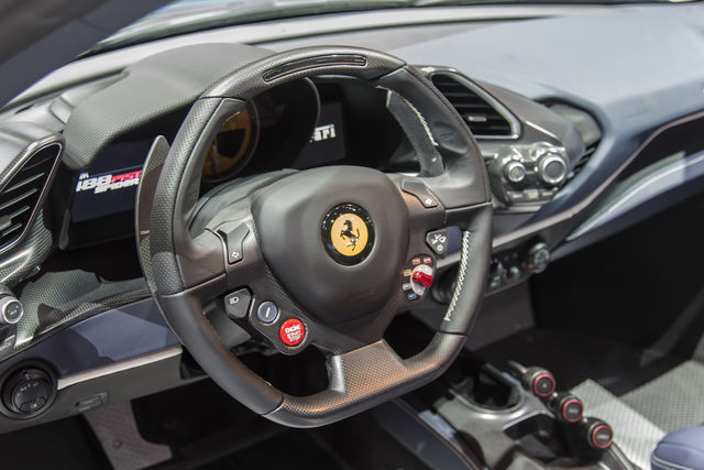 Ferrari 488 Pista Spider Senza Il Tetto Non Perde Grinta