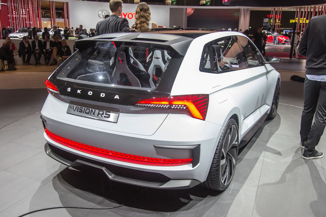 skoda vision rs parigi 2018 3