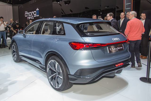 audi q4 e tron ginevra 2019 1
