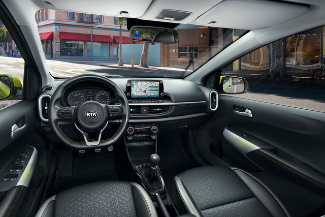 kia picanto x line al volante kia picanto x line al volante