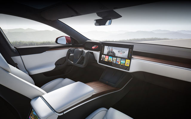 Si aggiornano le Tesla Model S e X - alVolante.it