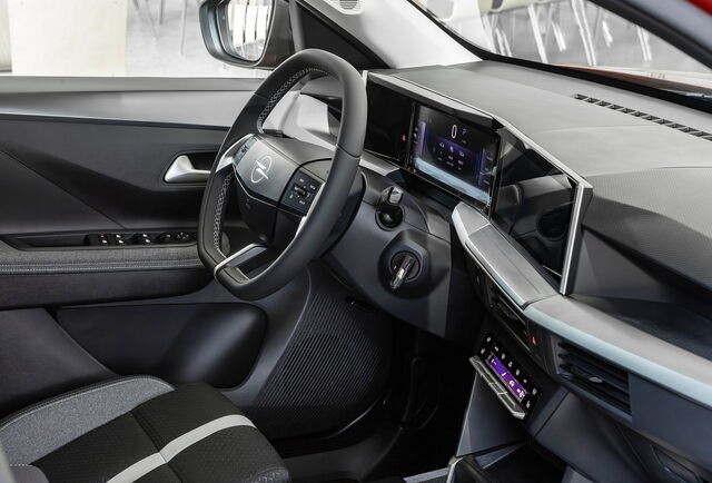 opel frontera int