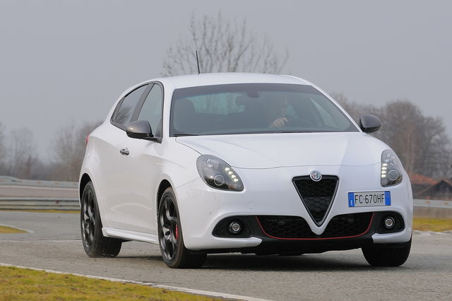 Alfa Romeo Giulietta Prova Scheda Tecnica Opinioni E Dimensioni