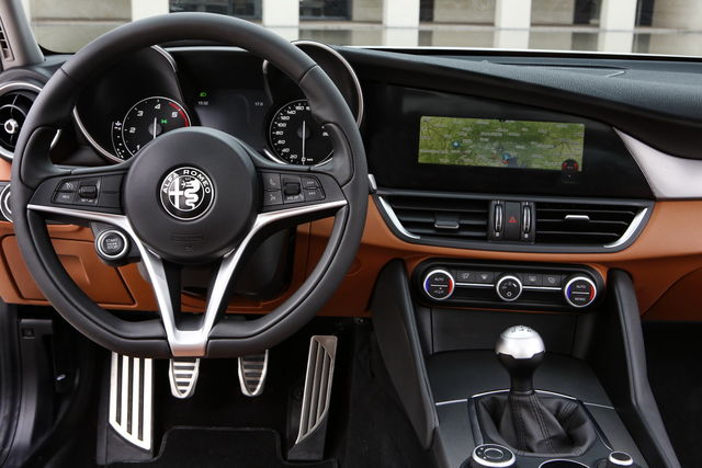 Alfa Romeo Giulia Prova Scheda Tecnica Opinioni E Dimensioni 2 2