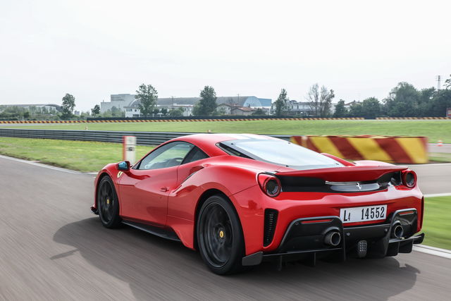 Ferrari 488 Prova Scheda Tecnica Opinioni E Dimensioni