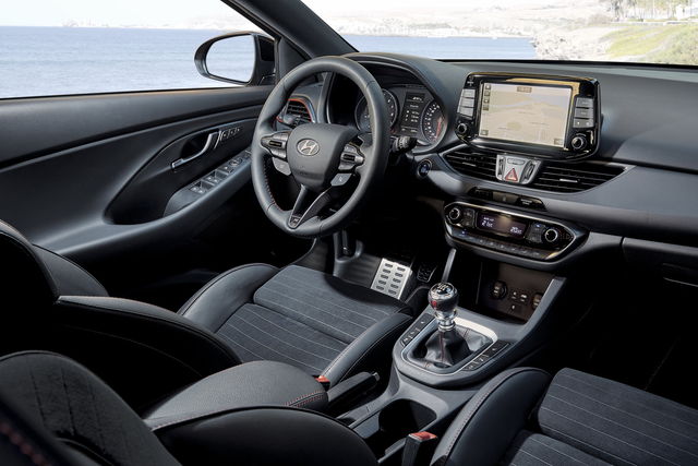 Hyundai I30 Fastback Prova Scheda Tecnica Opinioni E Dimensioni 2 0 T Gdi N