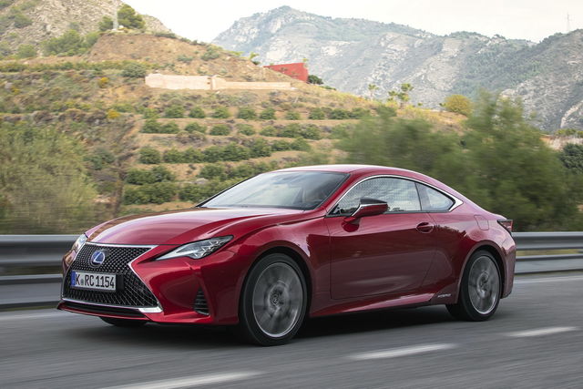 Lexus Rc Prova Scheda Tecnica Opinioni E Dimensioni 300h F Sport