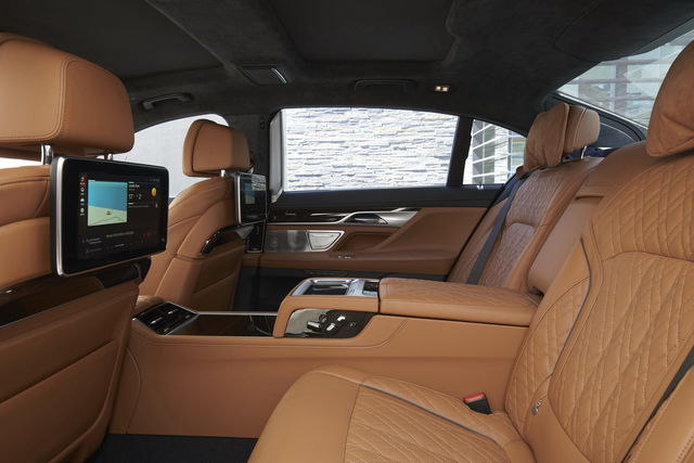 Bmw Serie 7 Prova Scheda Tecnica Opinioni E Dimensioni 750i Xdrive