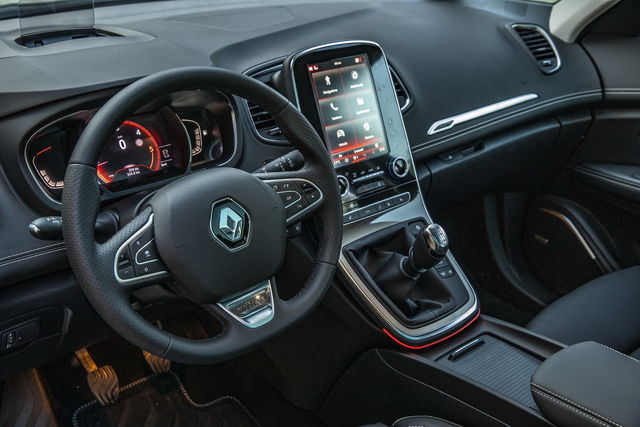 Renault Grand Sc 233 Nic Prova Scheda Tecnica Opinioni E