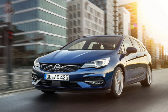 Opel Astra Sports Tourer Prova Scheda Tecnica Opinioni E Dimensioni 1 5 Ctdi 122 Cv Ultimate At9