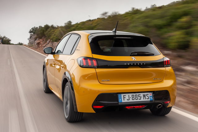 Peugeot 208 Prova Scheda Tecnica Opinioni E Dimensioni 1 2