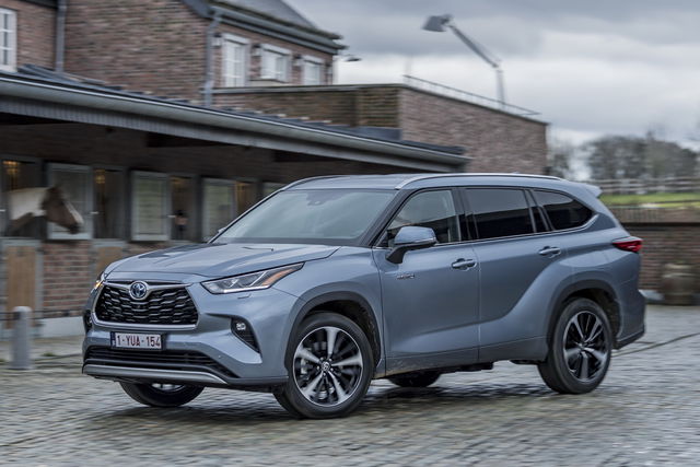 toyota highlander 2021 01 32