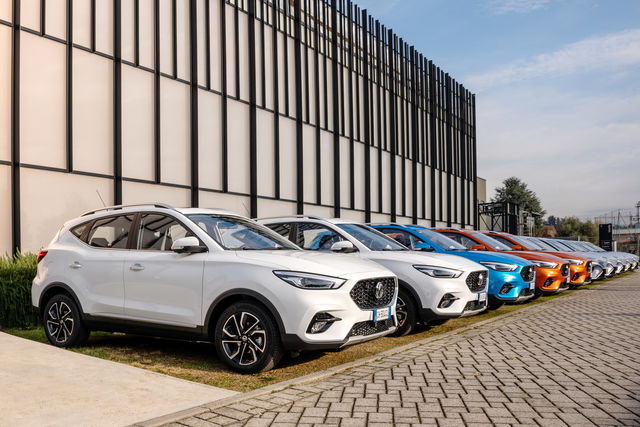 mg-zs-2021-11_05.jpg?itok=jaBC50aI