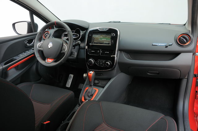 Prova Renault Clio Scheda Tecnica Opinioni E Dimensioni 1