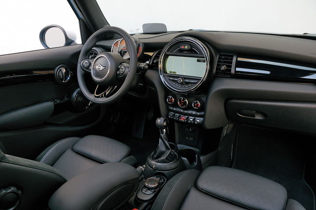 Mini 5 Porte Interni Solo Unaltra Idea Di Immagine Di Casa