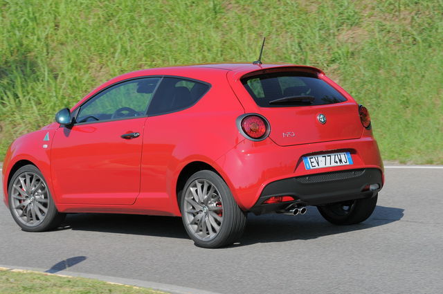 Prova Alfa Romeo Mito Scheda Tecnica Opinioni E Dimensioni 1 4 Turbo