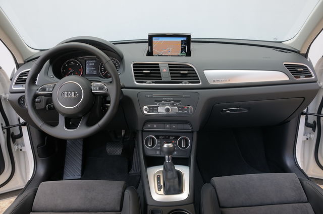 Prova Audi Q3 Scheda Tecnica Opinioni E Dimensioni 2 0 Tdi