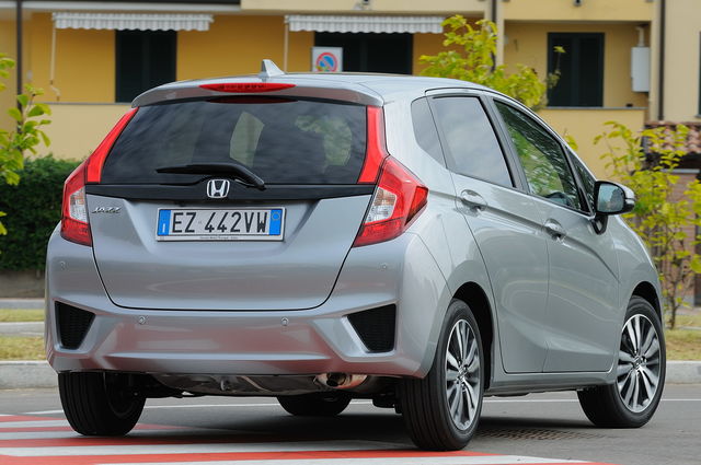 Prova Honda Jazz Scheda Tecnica Opinioni E Dimensioni 13 I Vtec