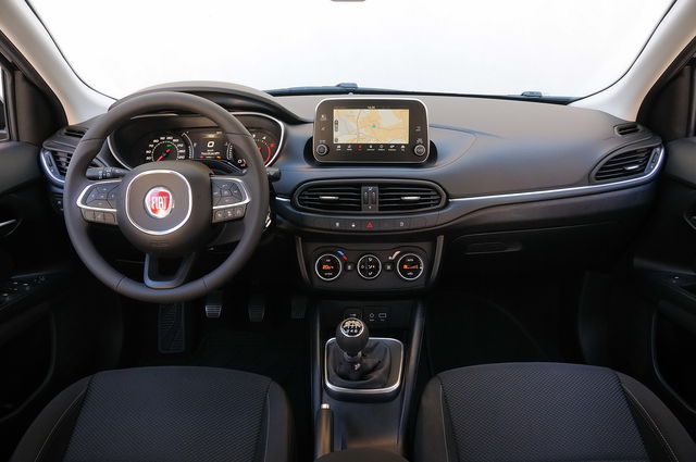 Prova Fiat Tipo Station Wagon Scheda Tecnica Opinioni E Dimensioni 1 6 Multijet Lounge