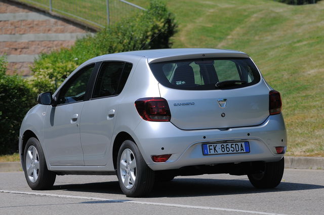 Prova Dacia Sandero scheda tecnica opinioni e dimensioni 1 ...