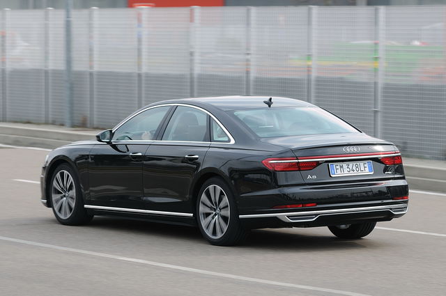 Prova Audi A8 Scheda Tecnica Opinioni E Dimensioni 50 Tdi