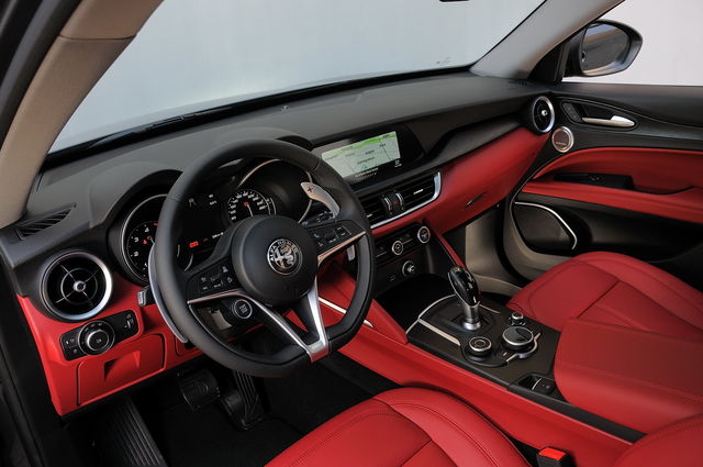 Prova Alfa Romeo Stelvio Scheda Tecnica Opinioni E