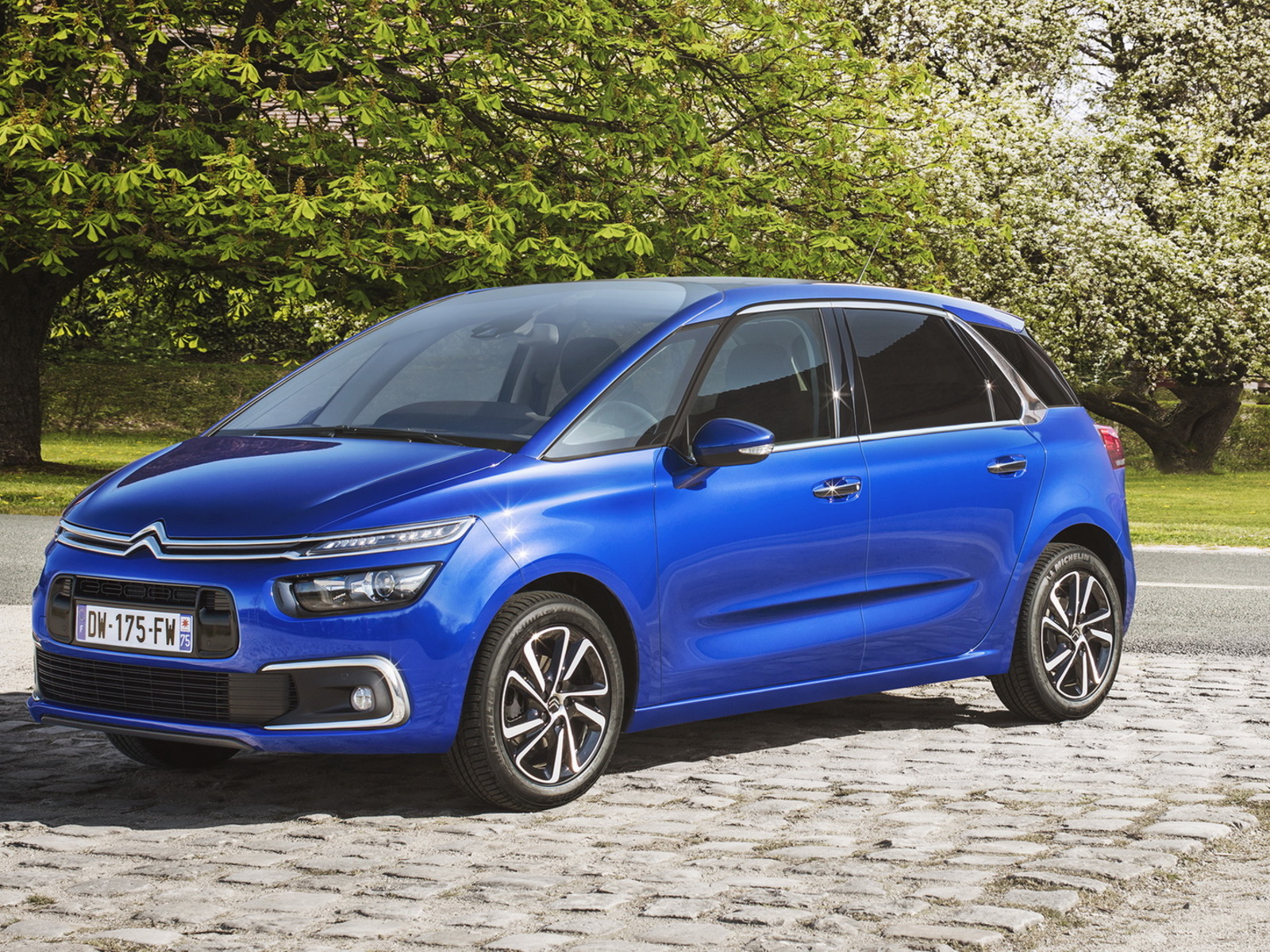 La Citroen C4 Picasso Cambia E Riceve Nuovi Contenuti