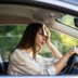 caldo auto donna estate shutterstock 2029971728
