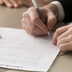 assicurazione contratto shutterstock 1289842195
