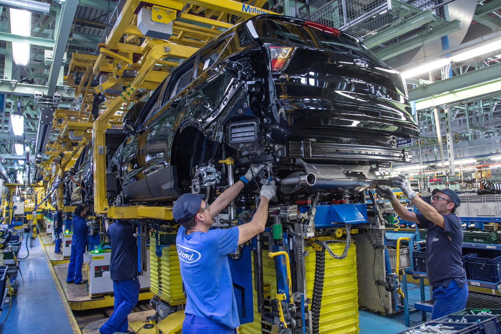 La cinese Geely potrebbe produrre nelle fabbriche Ford della UE