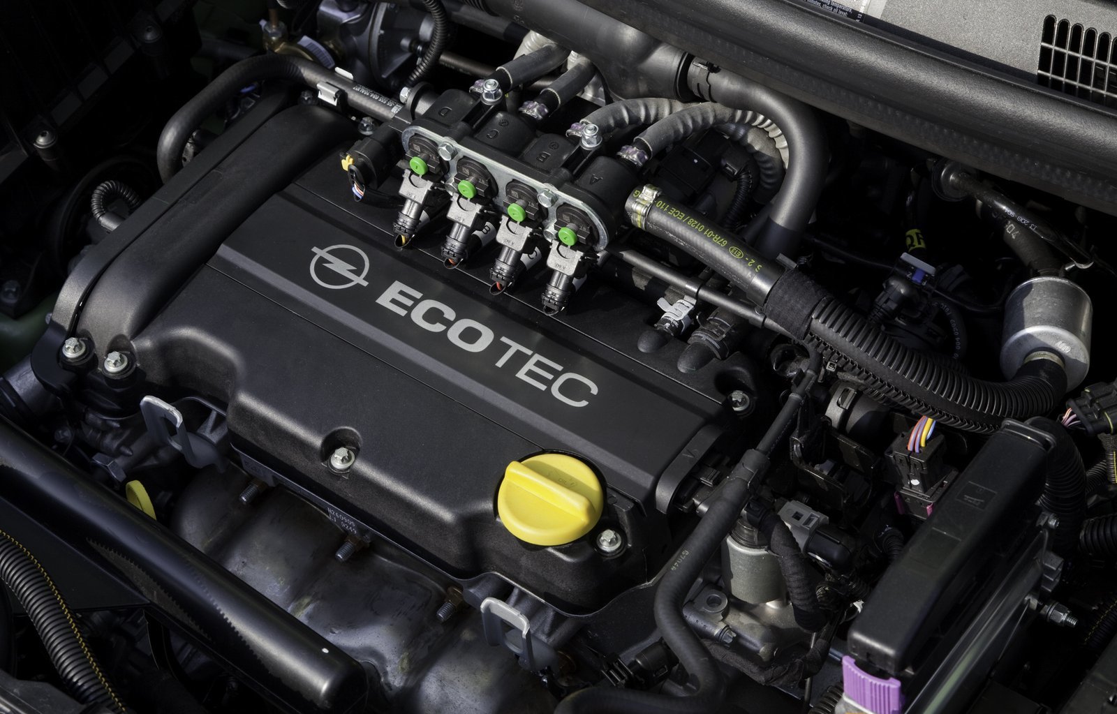 Opel Gpl Tech Si Inizia Con La Corsa