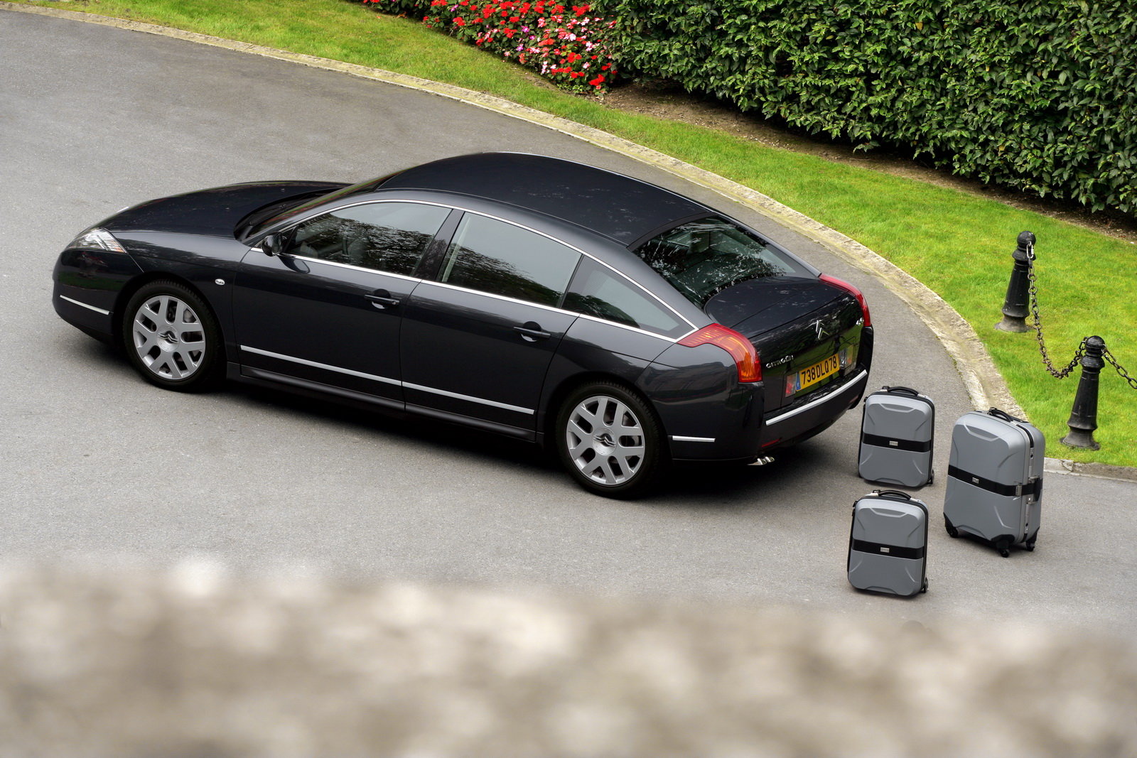 citroen_c6_4_resize.jpg