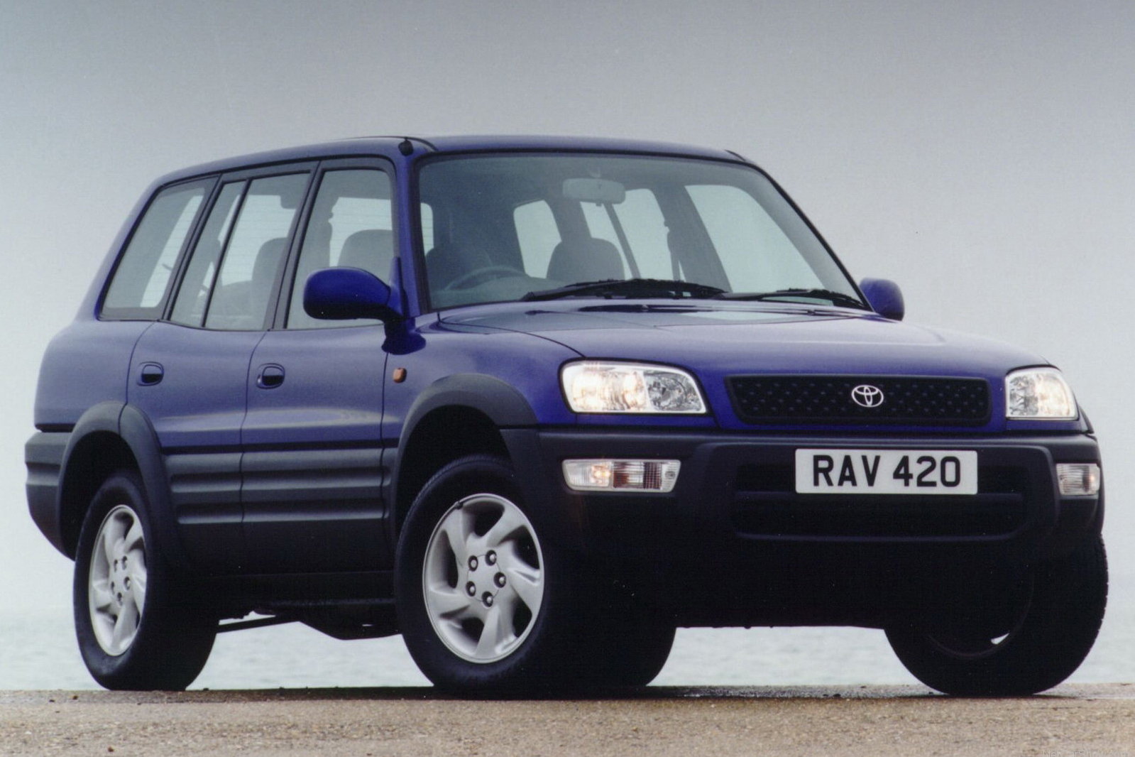 La Toyota Rav4 Compie 20 Anni