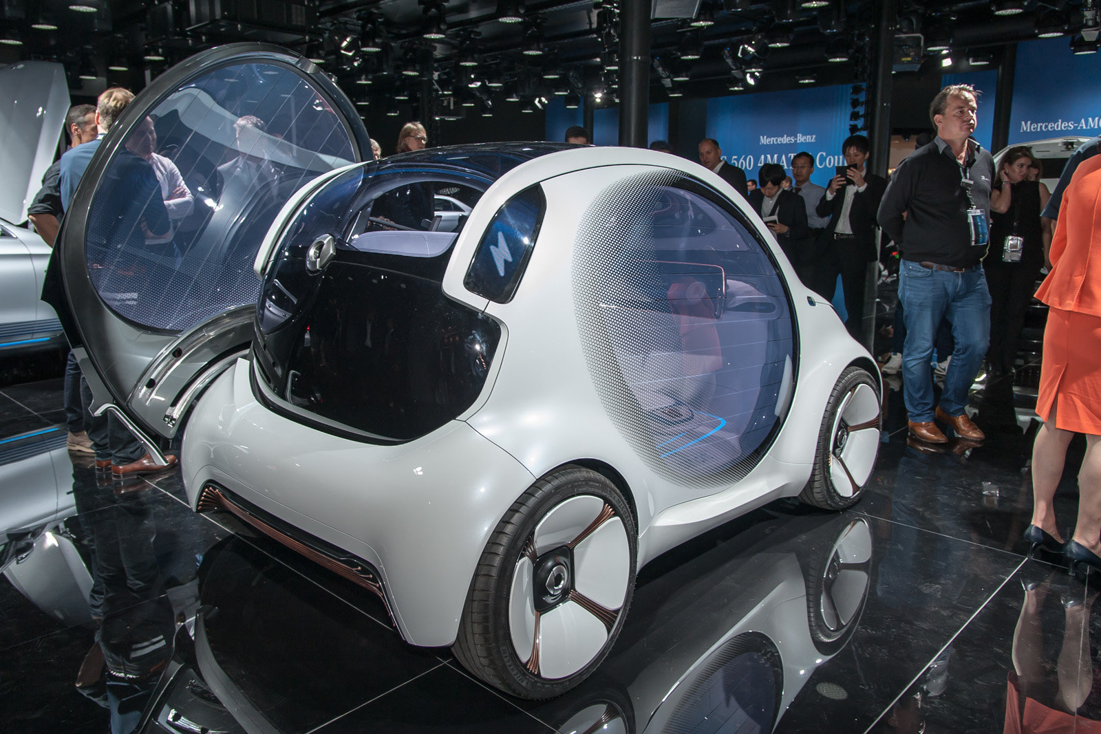 2030 smart vision EQ fortwo Autonomous Driving - YouTube