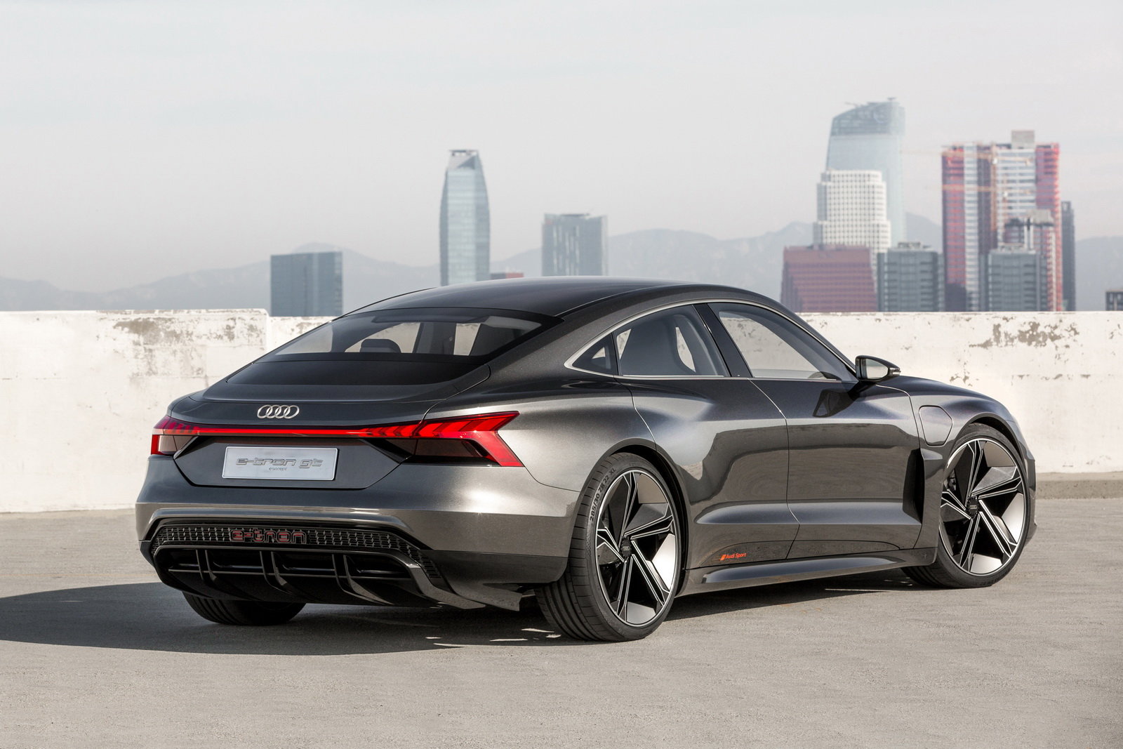 Foto Audi E Tron Gt Concept Nel 2020 Sar 224 Realt 224
