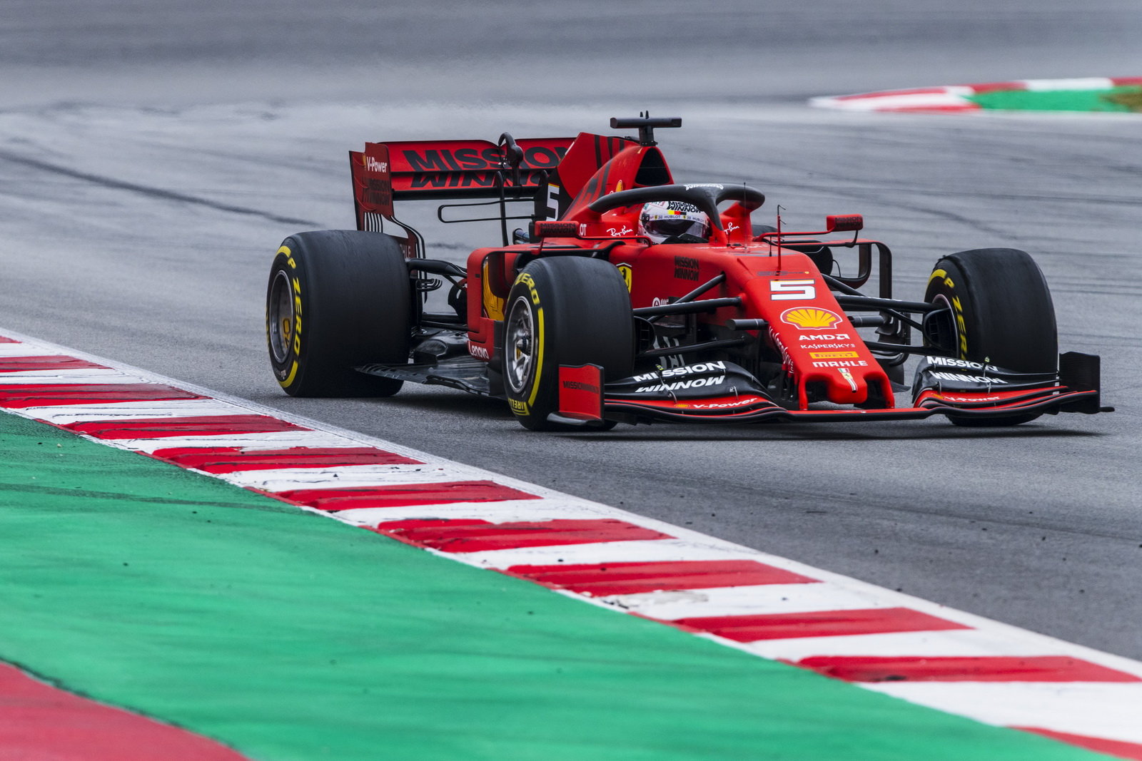Ferrari sf90 2019