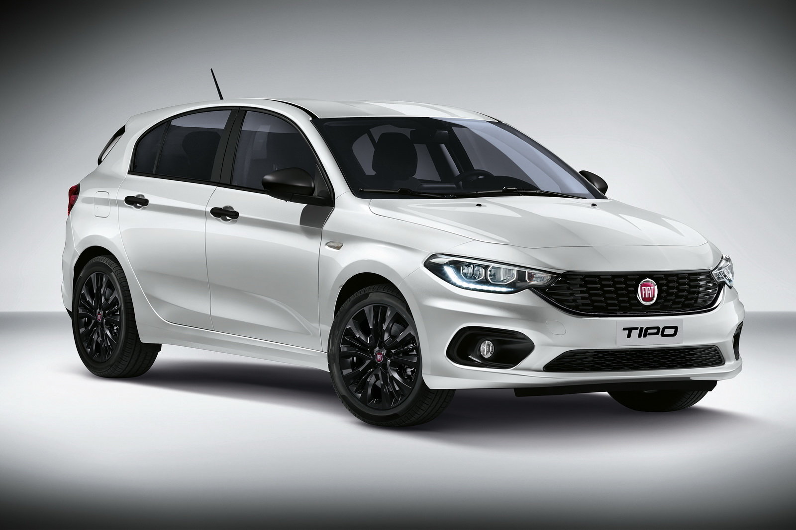 Foto - Fiat Tipo: con la More c'è di più