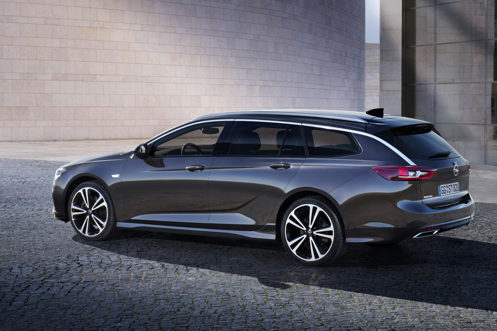 Foto - Opel Insignia 2020: Annunciati I Prezzi