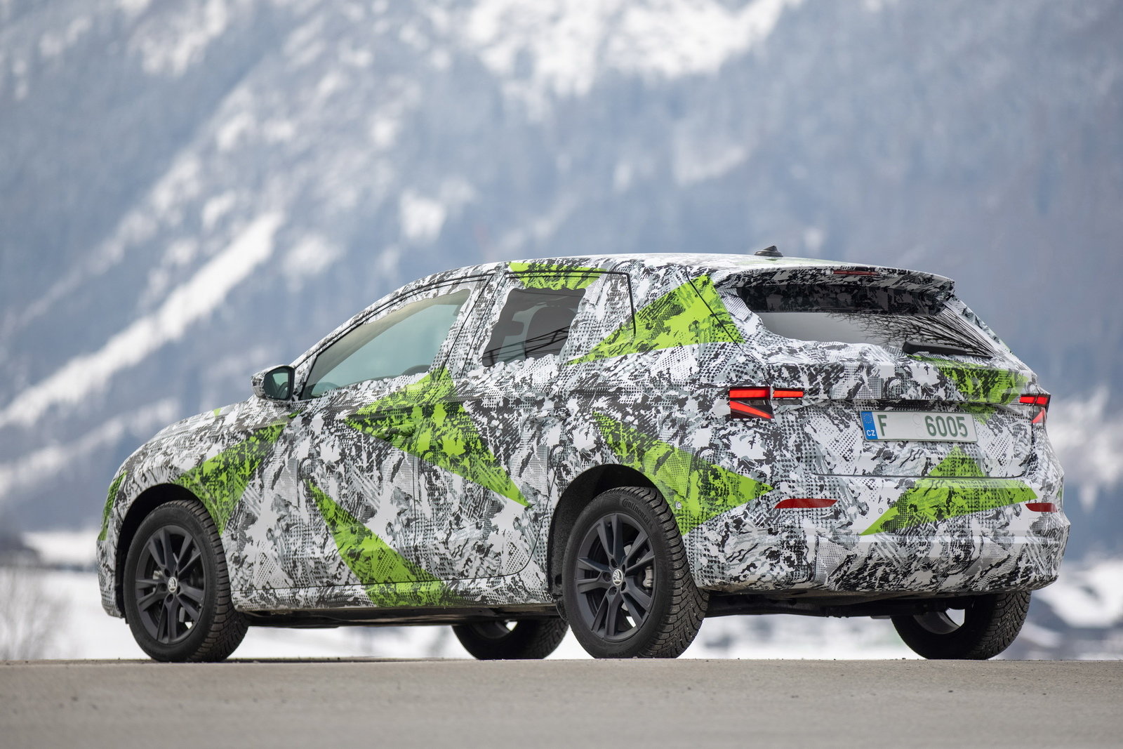 skoda-fabia-2021-spy_6.jpg